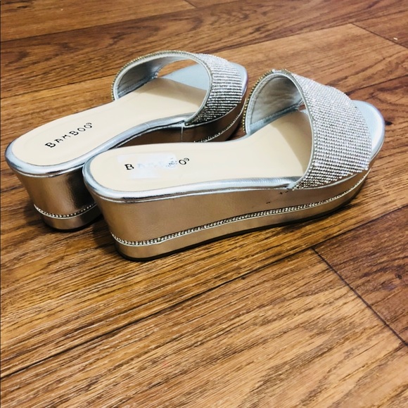 Women’s shoes - Picture 3 of 3